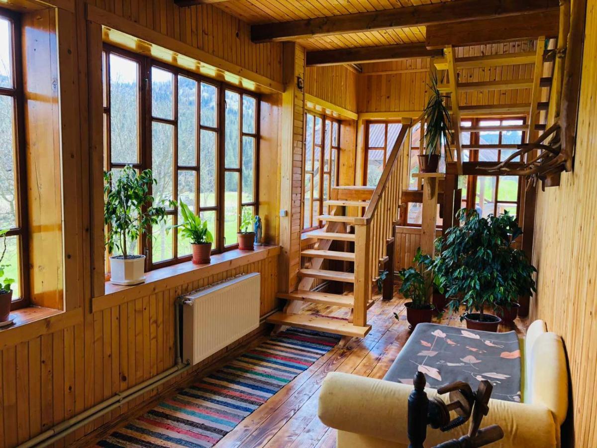 Ferienwohnung Під Явором Worochta Exterior foto