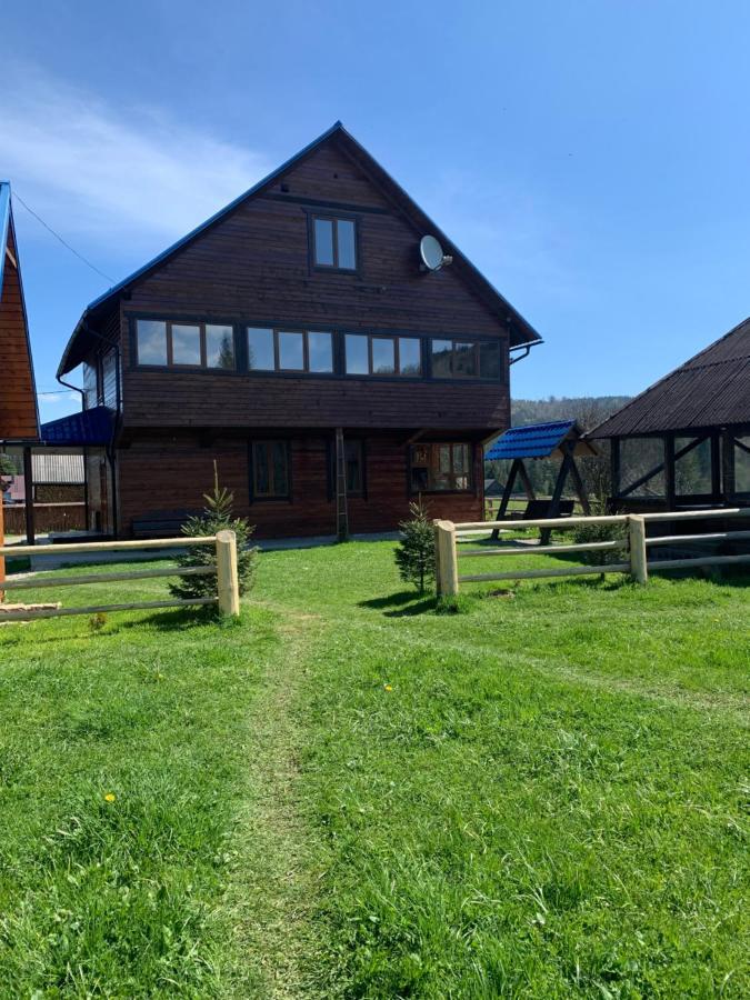 Ferienwohnung Під Явором Worochta Exterior foto
