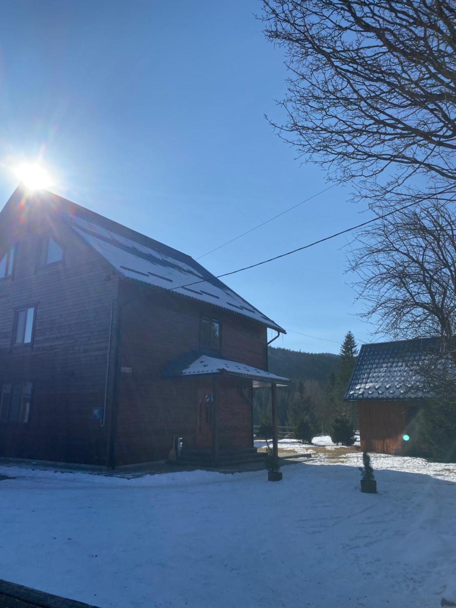 Ferienwohnung Під Явором Worochta Exterior foto