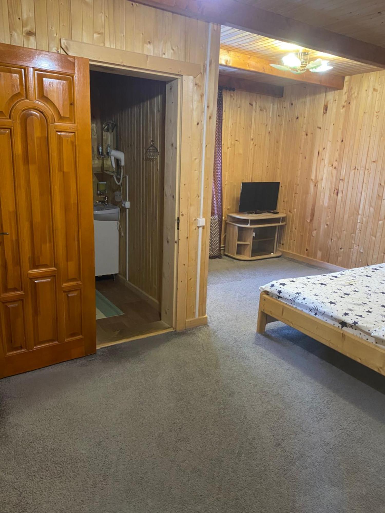 Ferienwohnung Під Явором Worochta Exterior foto