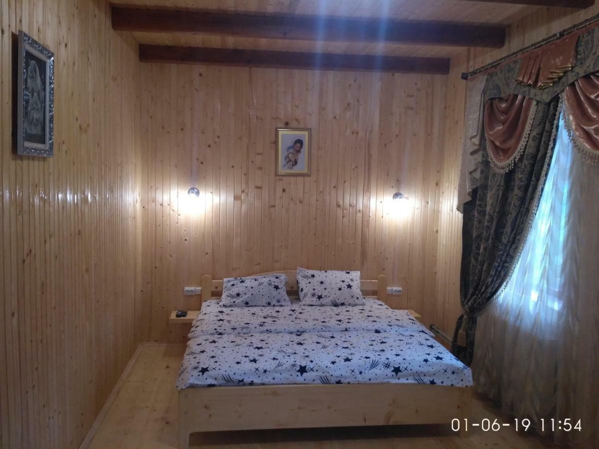 Ferienwohnung Під Явором Worochta Exterior foto
